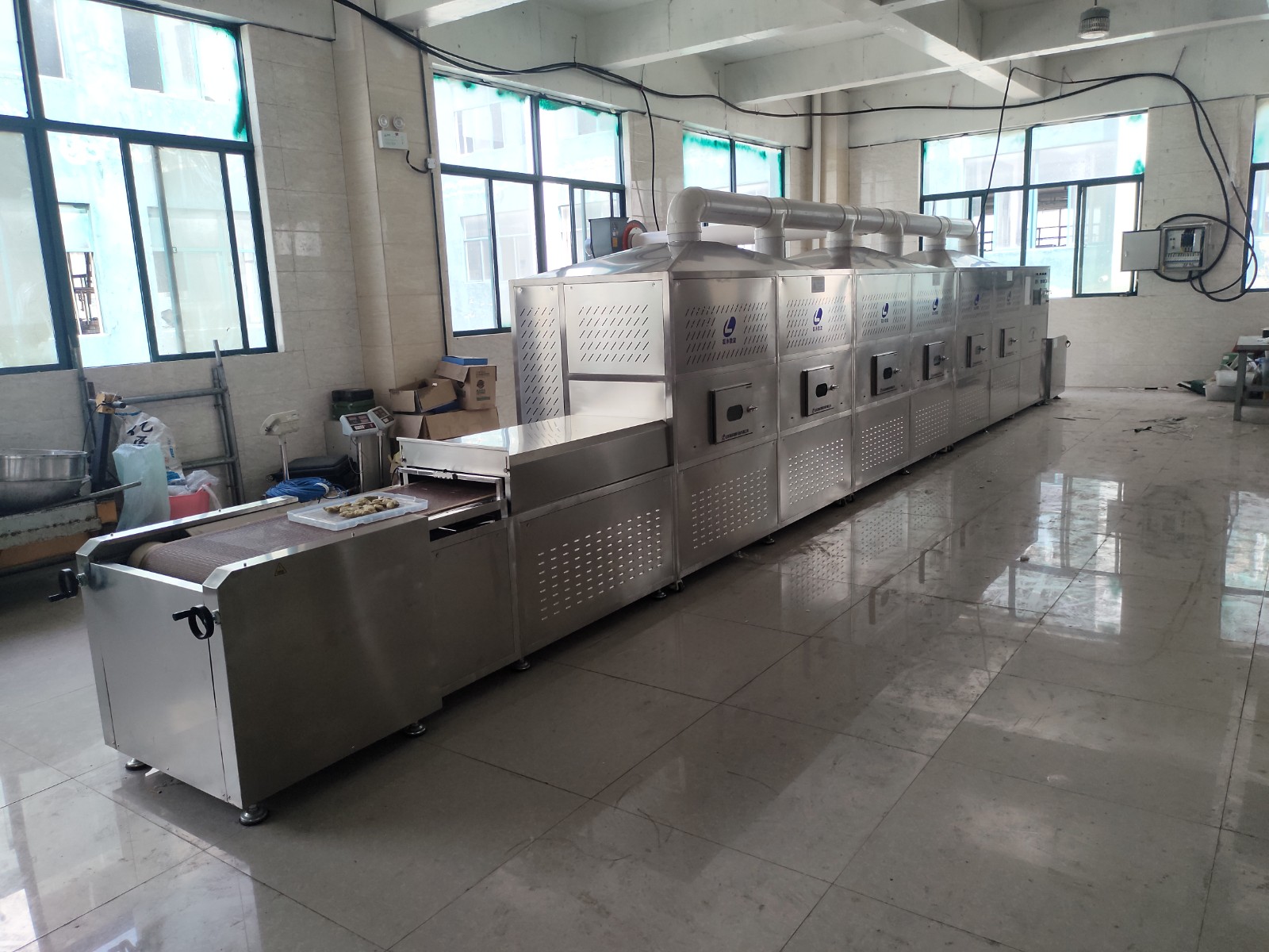 相比傳統(tǒng)烘干方式，豆制品微波烘干機(jī)在應(yīng)用中有哪些優(yōu)勢(shì)